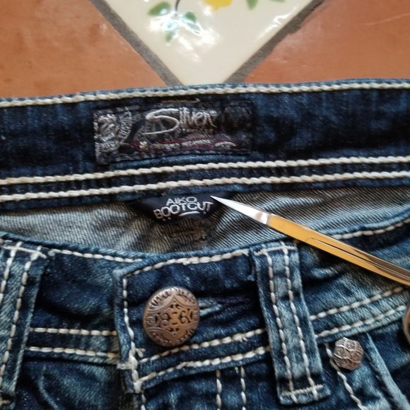 Silver Jean's Aiko Bootcut - Picture 8 of 10